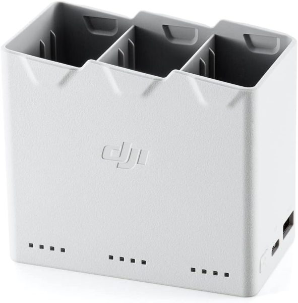 DJI 30W USB-C Two-Way Charging Hub (Mini 3 Pro batteries)